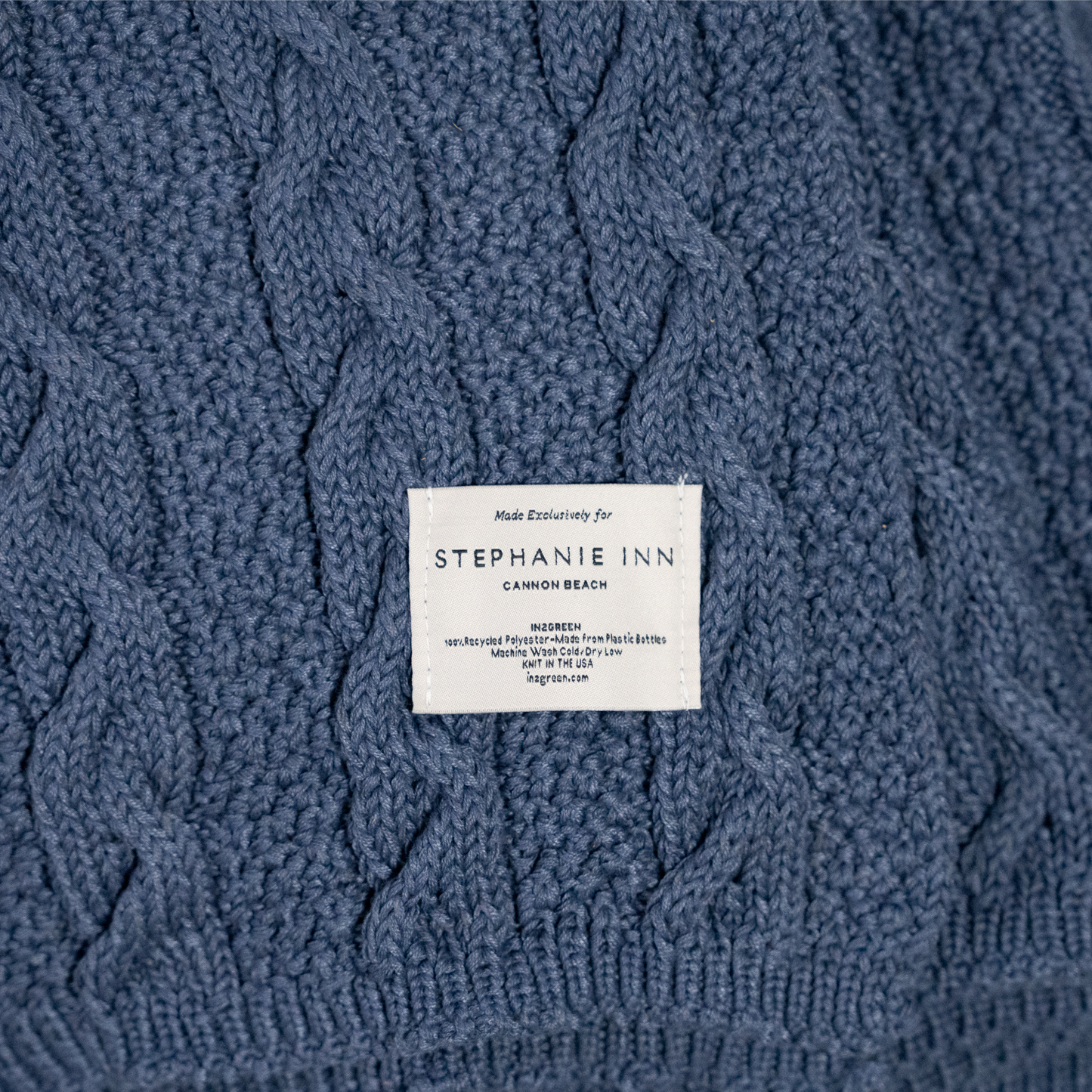 Navy Cable Knit Blanket - In2Green